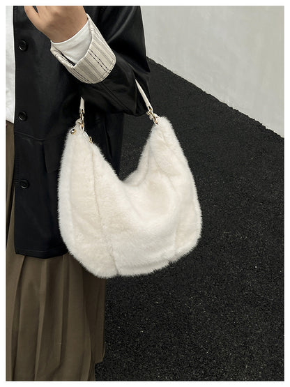Sac à main en fausse fourrure douce